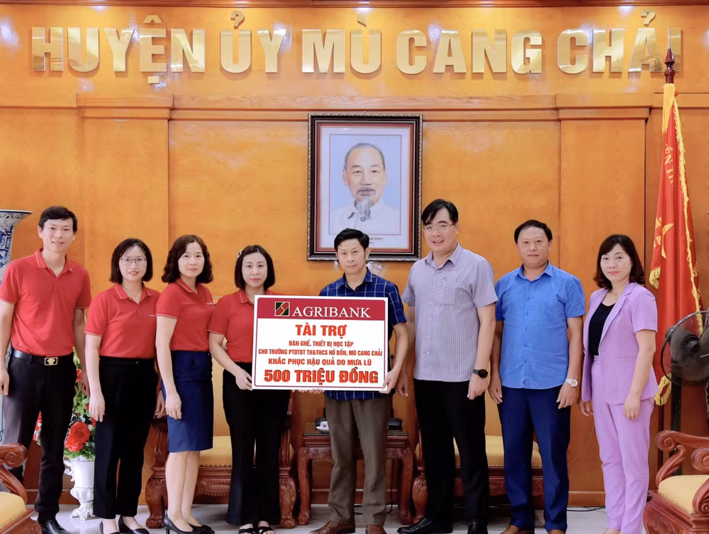 Agribank tài trợ 500 triệu đồng khắc phục hậu quả mưa lũ tại Yên Bái ảnh 1
