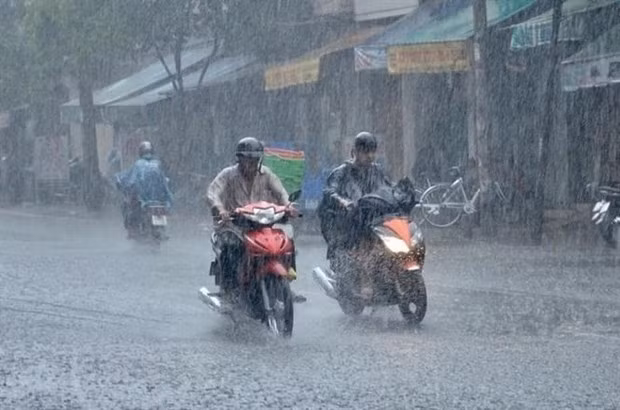 Trung Bộ mưa to kéo dài đến ngày 16/11, đề phòng thời tiết nguy hiểm ảnh 1
