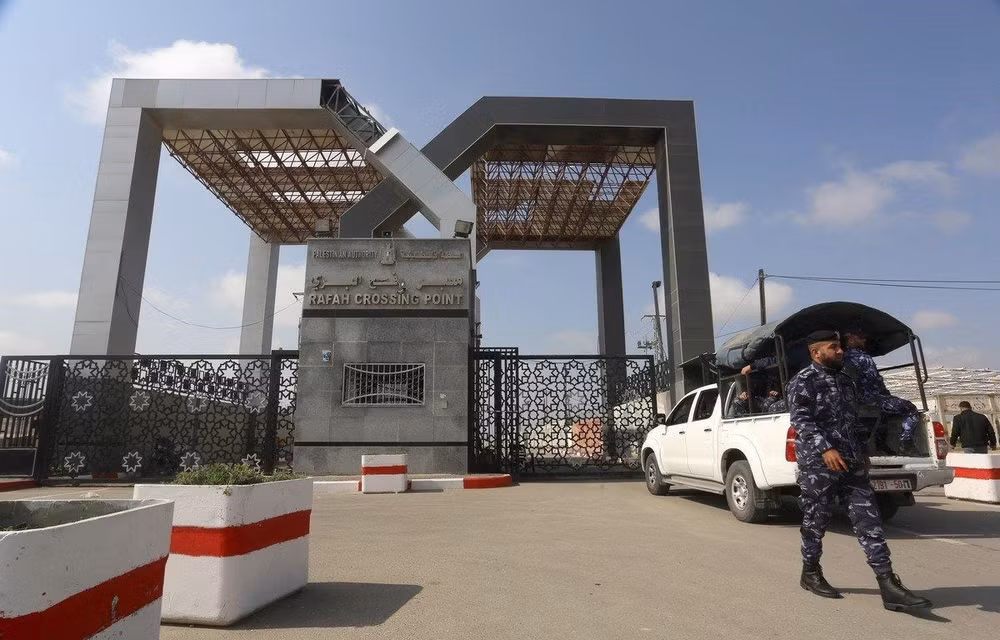 Ai Cập mở cửa khẩu Rafah với Dải Gaza của người Palestine ảnh 1
