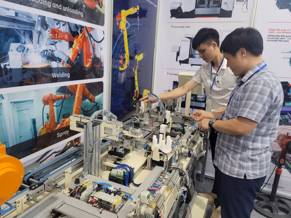 Kết nối các doanh nghiệp công nghiệp hỗ trợ tham gia chuỗi cung ứng ảnh 2