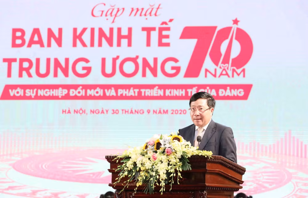 Ban Kinh tế TW - 70 năm với sự nghiệp đổi mới và phát triển kinh tế ảnh 1
