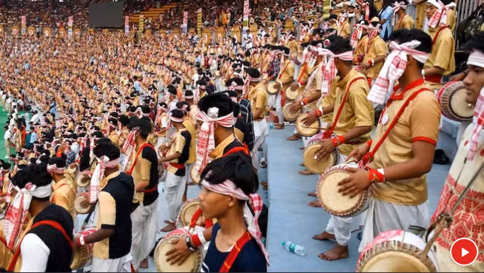Ấn Độ "điền tên" vào kỷ lục Guinness với vũ điệu Bihu truyền thống ảnh 2
