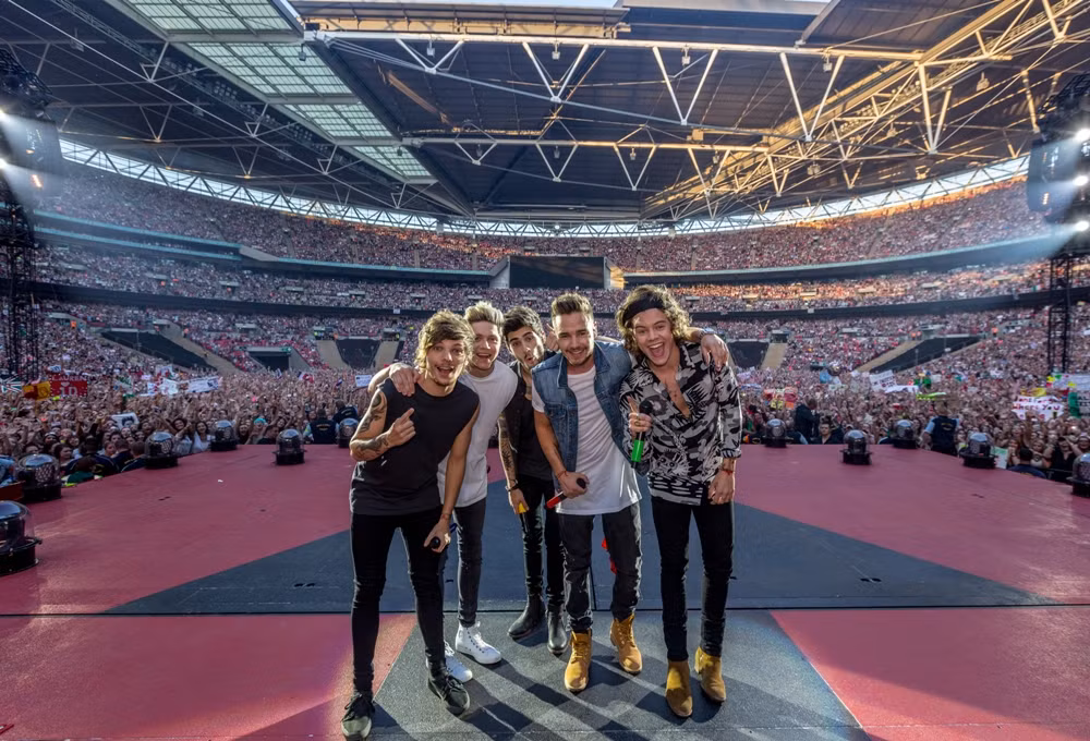 Những thước phim chưa từng hé lộ của nhóm nhạc One Direction ảnh 2