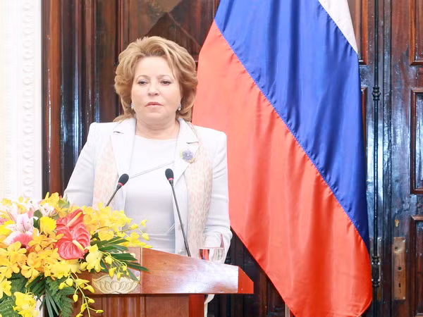 Chủ tịch Thượng viện Nga Ivanovna Matviyenko thăm Iran ảnh 1