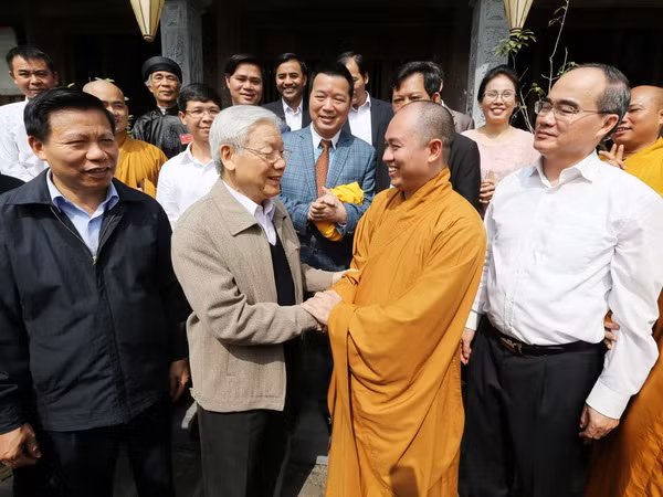 Tổng Bí thư dự Ngày hội đại đoàn kết toàn dân tộc ở Bắc Ninh ảnh 1