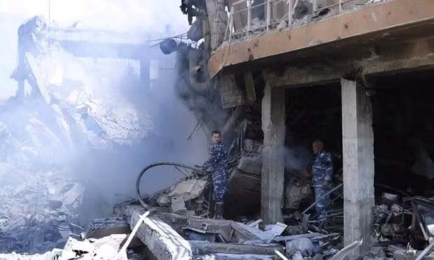 Phe đối lập Pháp phản đối chính phủ tham gia chiến dịch tấn công Syria ảnh 1