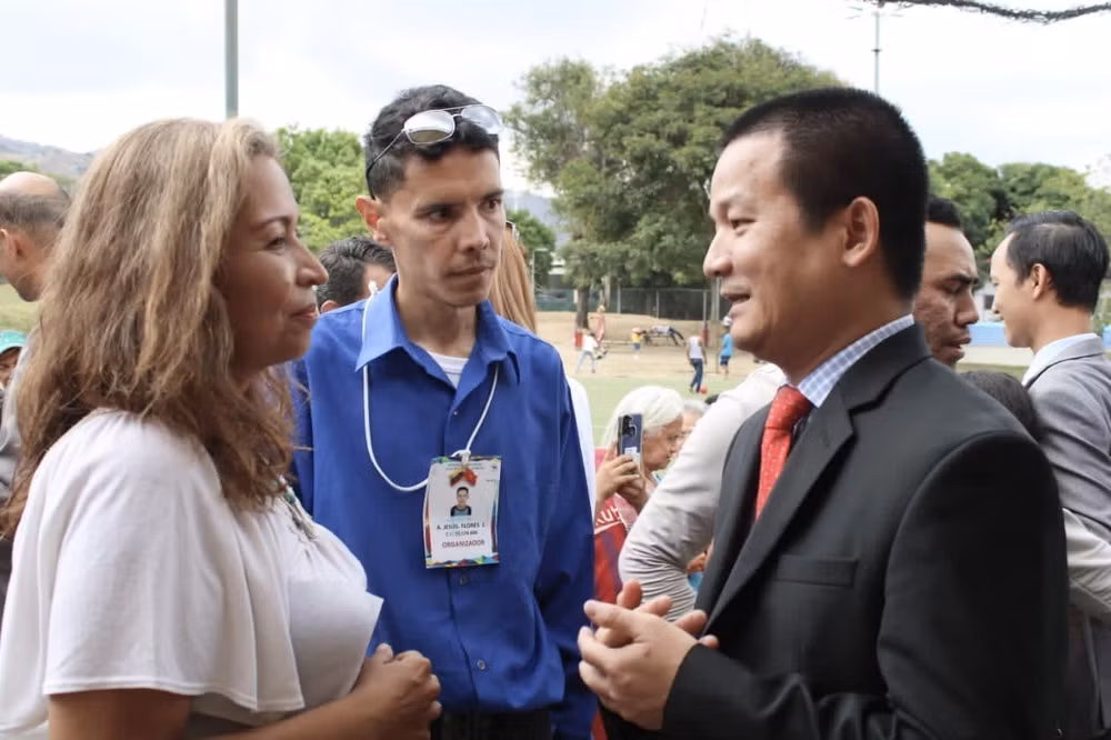 Việt Nam và Venezuela tăng cường hoạt động giao lưu nhân dân ảnh 1