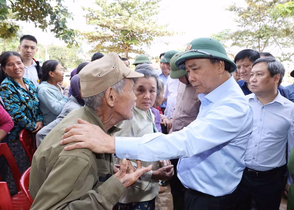 ''Tạo điều kiện thuận lợi cho hoạt động tài trợ nhân dân vùng lũ'' ảnh 1
