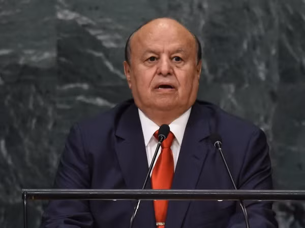 Tổng thống Yemen Mansour Hadi bất ngờ thăm thành phố Aden ảnh 1