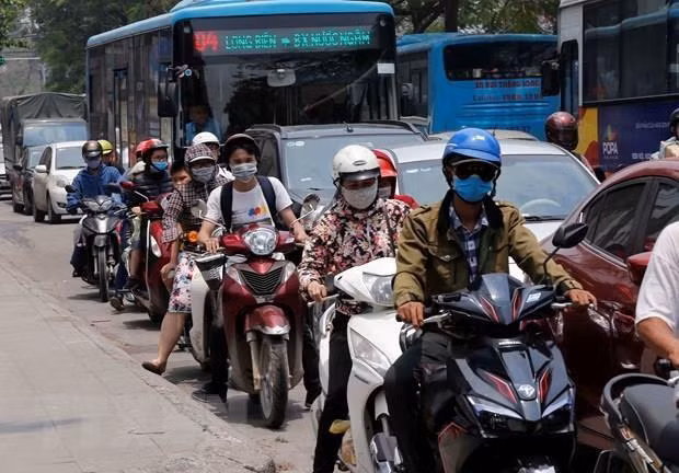 Bắc Bộ, Trung Bộ tiếp tục có nắng nóng gay gắt, có nơi trên 40 độ C ảnh 1