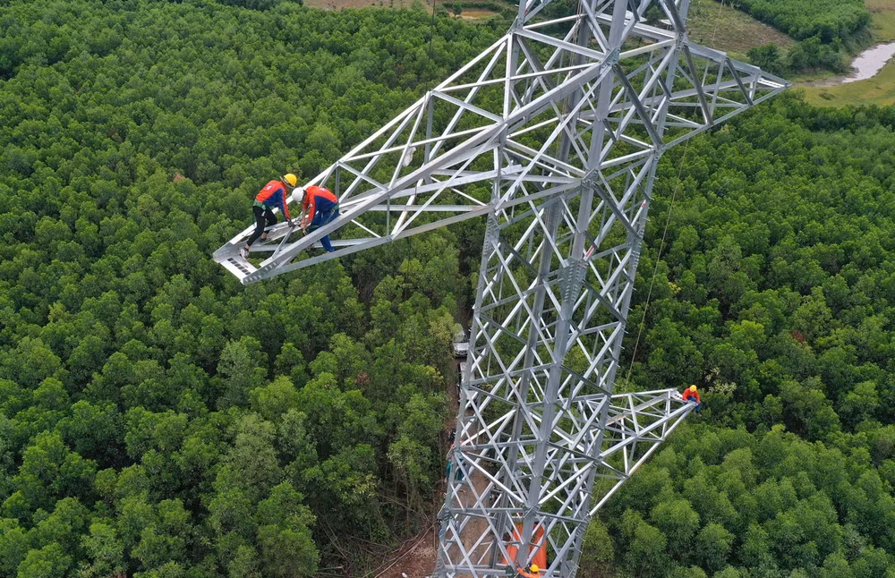 Vướng mặt bằng, đường dây 500 kV mạch 3 phải lùi thời gian đóng điện ảnh 3