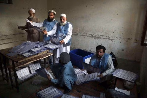 Afghanistan cân nhắc hoãn bầu cử tổng thống vì lý do an ninh ảnh 1