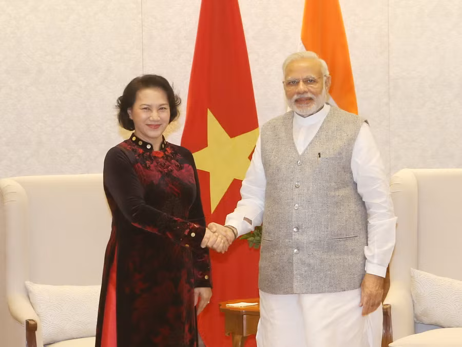 Chủ tịch Quốc hội Việt Nam hội kiến Thủ tướng Ấn Độ Narendra Modi ảnh 1