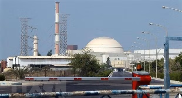 Mỹ tuyên bố sớm áp đặt trừng phạt bổ sung đối với Iran ảnh 1