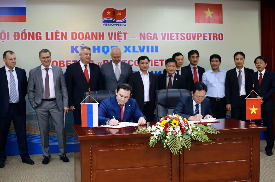Kết thúc kỳ họp thứ 48 hội đồng liên doanh Việt - Nga Vietsovpetro ảnh 1