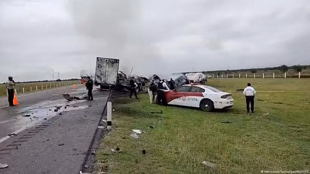 Mexico: Tai nạn trên đường cao tốc làm 13 người thiệt mạng ảnh 1