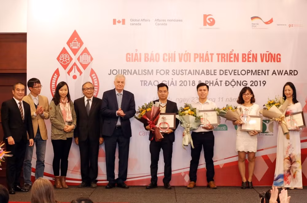 VietnamPlus giành giải B báo chí với phát triển bền vững 2018 ảnh 1