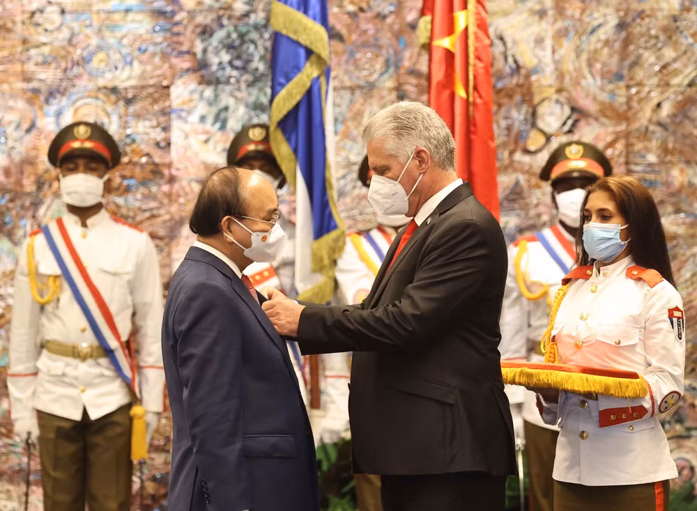Chủ tịch nước Nguyễn Xuân Phúc hội đàm với Chủ tịch Cuba ảnh 3