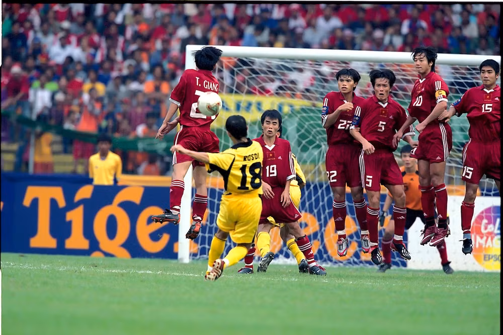 Nhìn lại 4 trận 'kinh điển' giữa Việt Nam và Malaysia tại AFF Cup ảnh 2