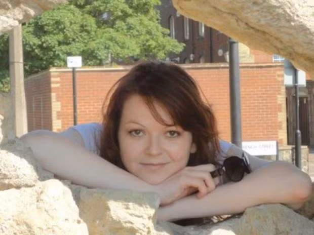Nga nghi ngờ Anh cố tình giam giữ con gái cựu điệp viên Skripal ảnh 1