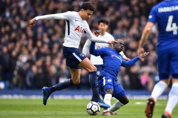 Chelsea 'phải hơi nóng' vào Tottenham trong cuộc đua tốp 4 ảnh 2