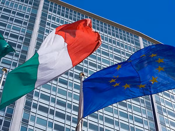 Italy muốn Liên minh châu Âu 'linh hoạt' trong kế hoạch ngân sách ảnh 1