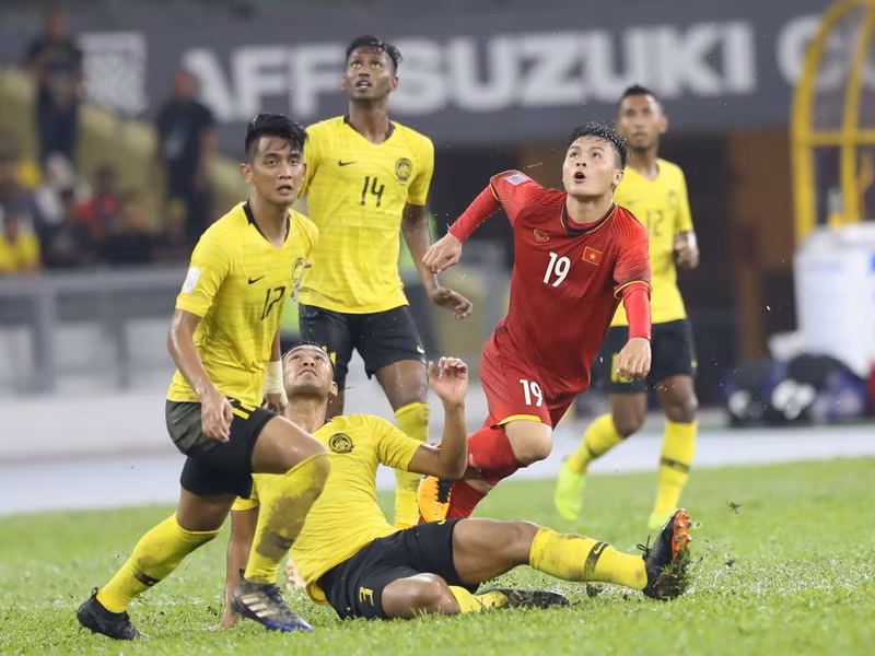 Fox Sports: Đã đến lúc Quang Hải chuyển sang giải đấu lớn hơn ảnh 1