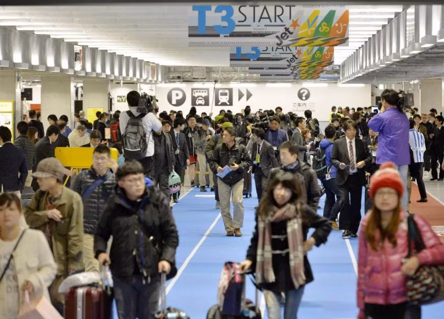 Sân bay Narita của Nhật Bản tuyển dụng thêm lao động nước ngoài ảnh 1