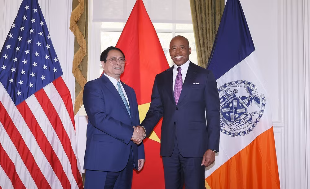 Thủ tướng Phạm Minh Chính gặp Thị trưởng thành phố New York ảnh 1
