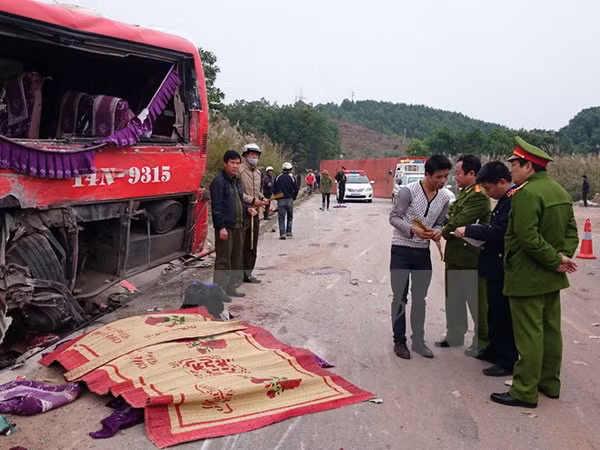 24 người chết vì tai nạn giao thông trong ngày thứ 2 kỳ nghỉ Tết ảnh 1