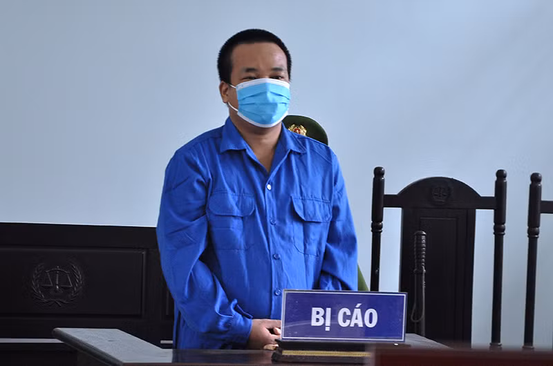 Phạt 2 năm tù đối tượng chống người thi hành công vụ phòng, chống dịch ảnh 1