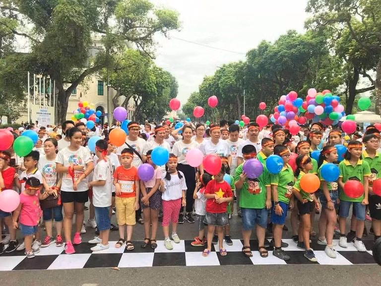 Ngày hội chạy và đi bộ “Chuyển động vì lá phổi khỏe mạnh” ảnh 1