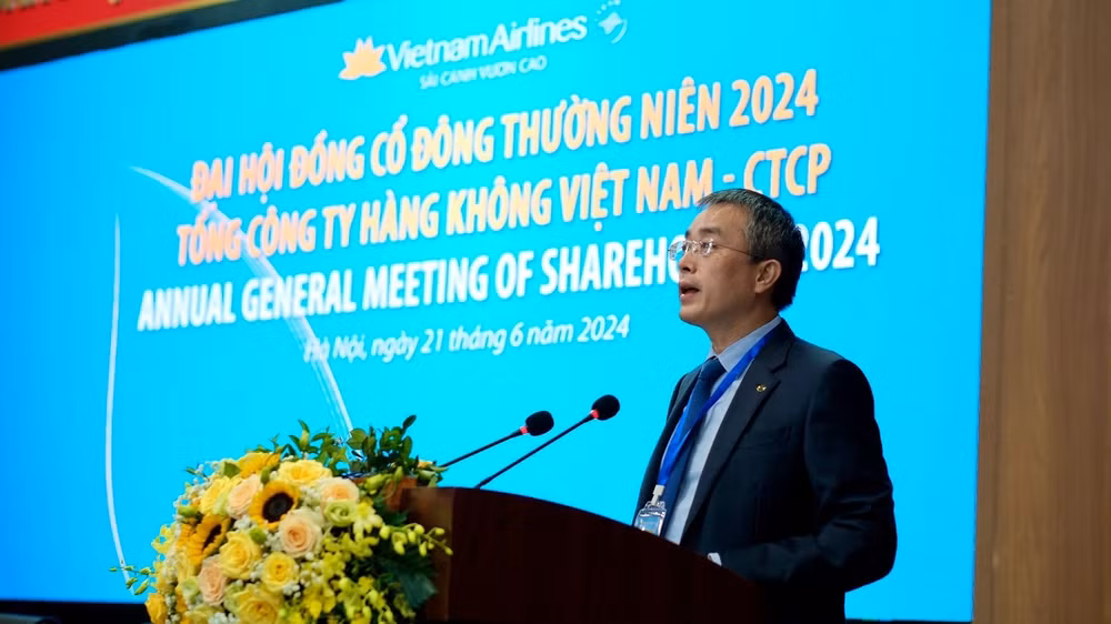 chu tich Hoa.jpg