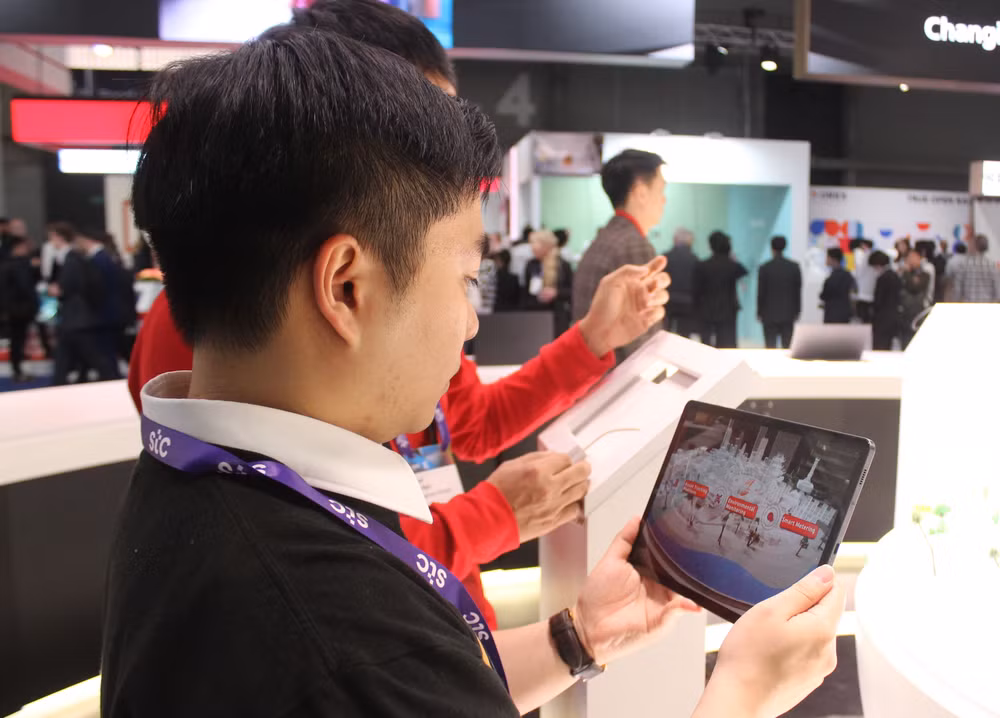 MWC 4.png