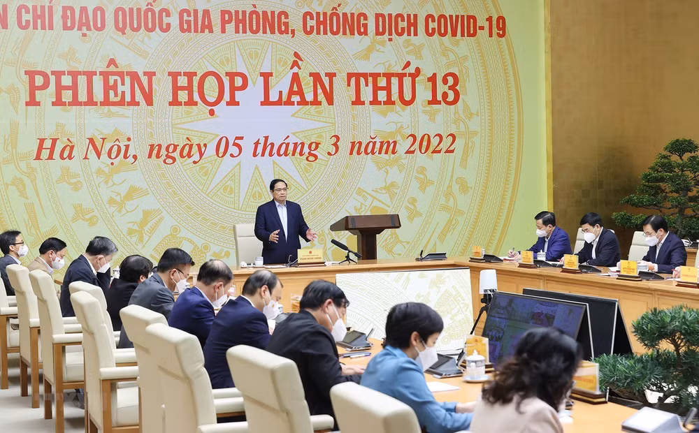 Chính phủ vững vàng tay chèo, vượt qua sóng cả, gặt hái thành công ảnh 2