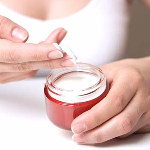Những món mỹ phẩm tuyệt đối không dùng chung với bất kỳ ai ảnh 4