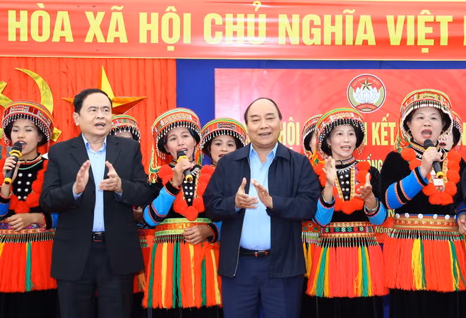 Thủ tướng dự Ngày hội Đại đoàn kết toàn dân tộc tại Bắc Kạn ảnh 1