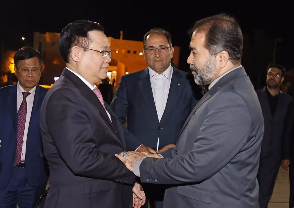 Chủ tịch Quốc hội Vương Đình Huệ kết thúc tốt đẹp chuyến thăm Iran ảnh 1
