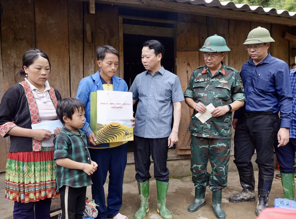 Yên Bái: Giúp người dân vùng lũ ở Mù Cang Chải sớm ổn định cuộc sống ảnh 6