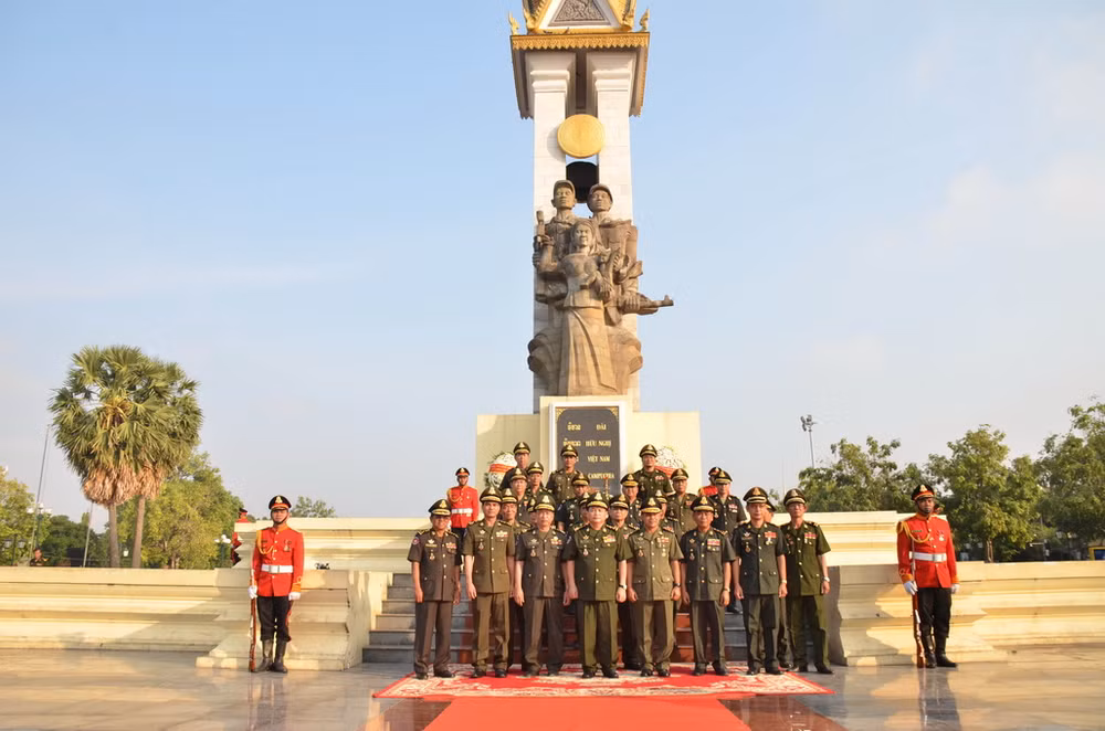 Tri ân các liệt sỹ quân tình nguyện Việt Nam hy sinh tại Campuchia ảnh 3