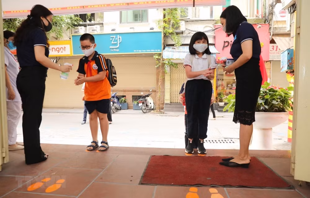 Hà Nội chưa chính thức 'chốt' ngày cho học sinh trở lại trường ảnh 1