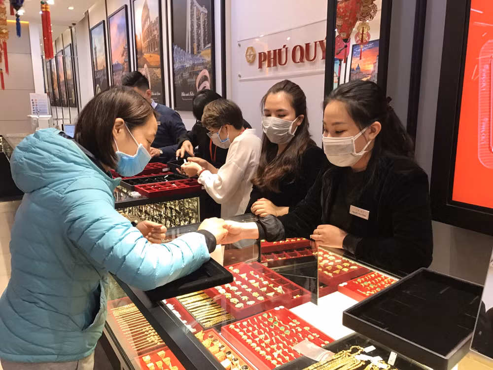 Tăng giá phiên đầu tuần, vàng SJC lên 57 triệu đồng mỗi lượng ảnh 1