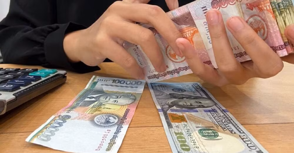 Ngân hàng Nhà nước Lào nỗ lực ổn định tỷ giá hối đoái ảnh 1