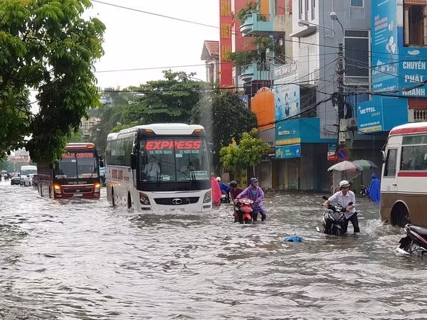 Bắc Bộ mưa lớn dự báo kéo dài đến ngày 1/8, lũ ở các sông lên nhanh ảnh 1