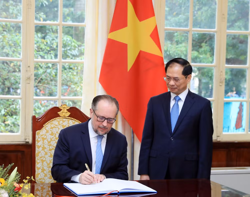 Tăng cường Quan hệ Hữu nghị và Hợp tác Việt Nam-Cộng hòa Áo ảnh 3