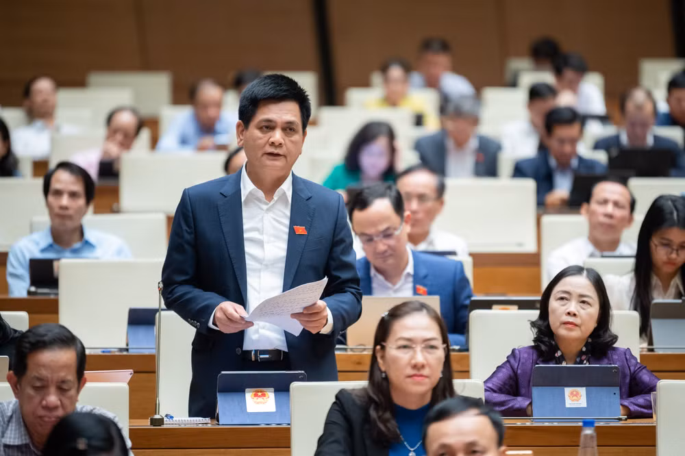 281120230447-nguyễn-lâm-thành.jpg