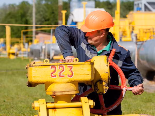 Ukraine và Nga đạt được đột phá để nối lại cung cấp khí đốt ảnh 1