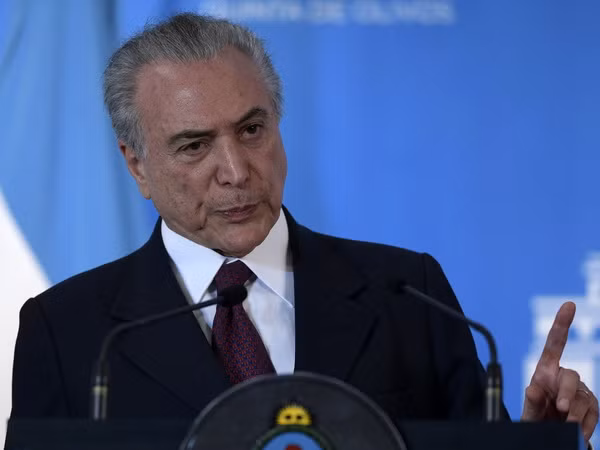 Phe đối lập kiến nghị luận tội Tổng thống Brazil Michel Temer ảnh 1