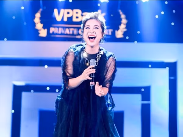 “Hợp âm gió”: Trải nghiệm nghe nhạc mới với MV thu live của Mỹ Linh ảnh 2