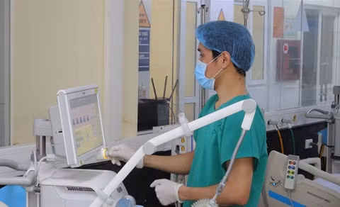 Thông tin về sức khoẻ của các bệnh nhân COVID-19 đang điều trị ảnh 1